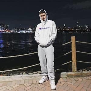 Meet your Posher, Adem